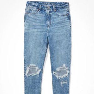 AE Strigid Ripped Mom Jean